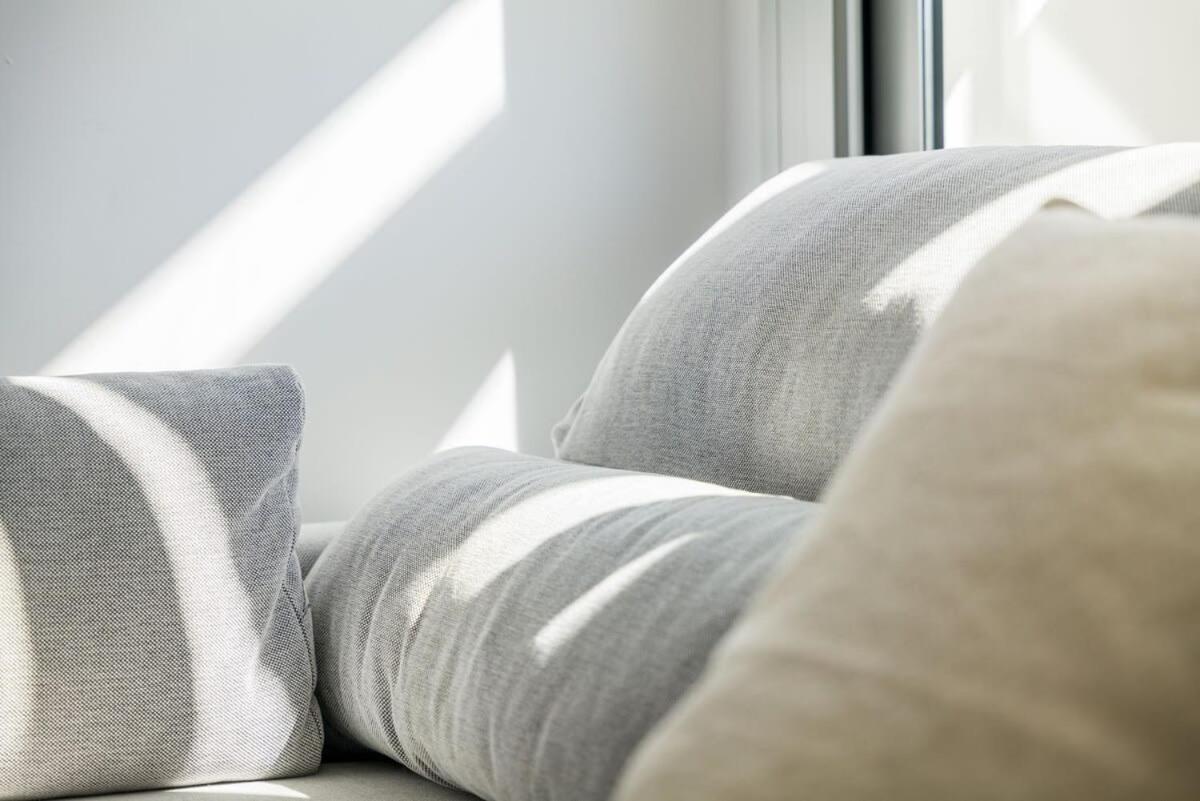 Contemporary Penthouse Sunset + Sea View Parking Semesterbostad